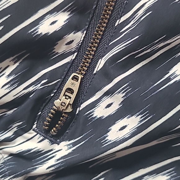 Athleta ruched ankle beach pants Size 4 - Picture 4 of 8